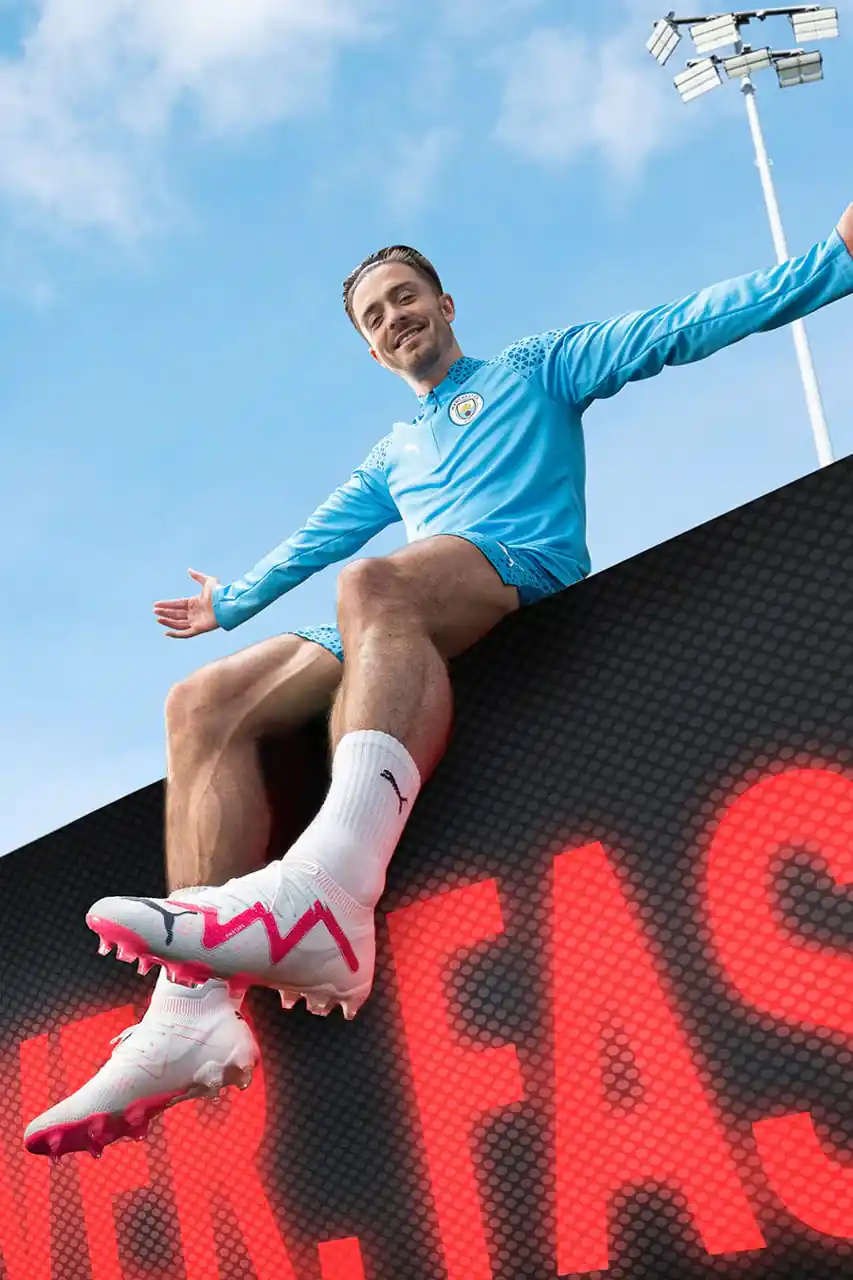 Performance campaign: PUMA football: high-energy product styling